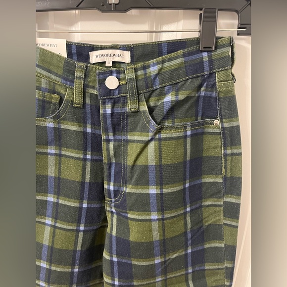 WeWoreWhat NWT Revolve High Rise Dad Jean in Classic Plaid - Picture 11 of 11